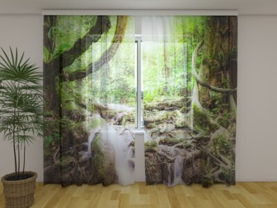 Fotogardine Manora Waterfall in Tropical Jungle