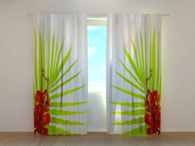 Fotovorhang Palm Leaves with Red Orchids